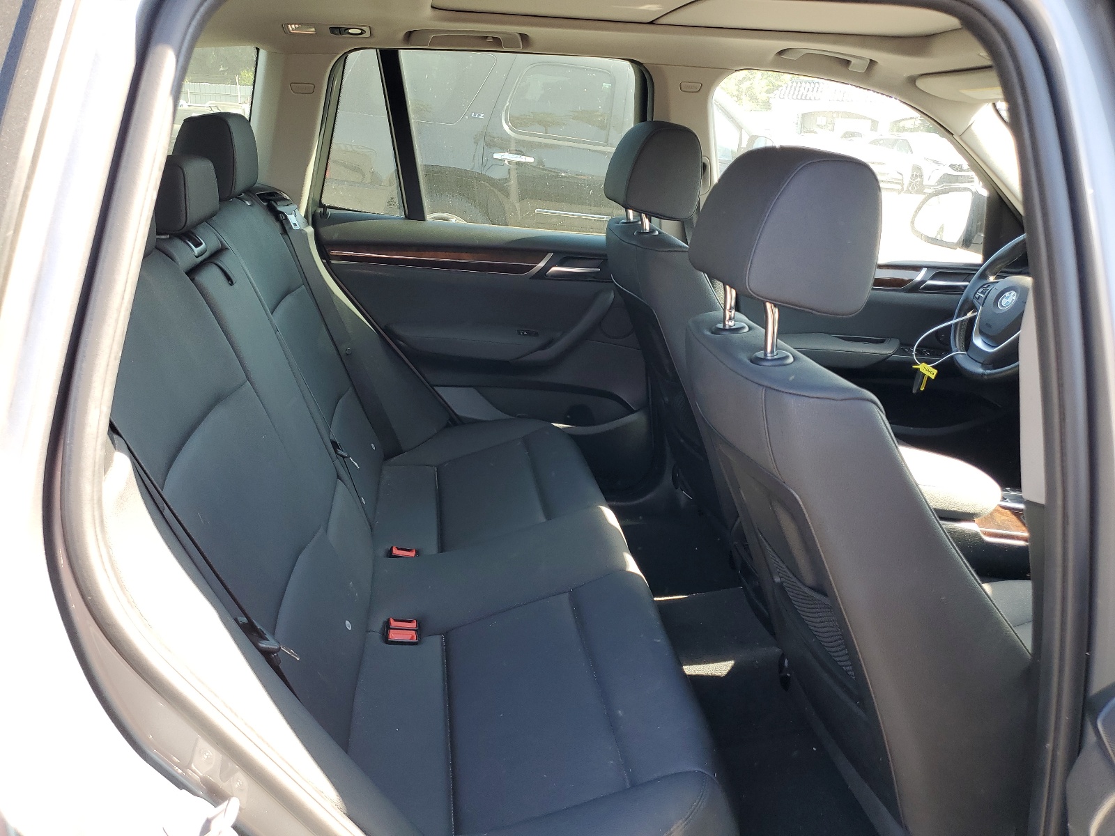 5UXWX9C52F0D44022 2015 BMW X3 xDrive28I