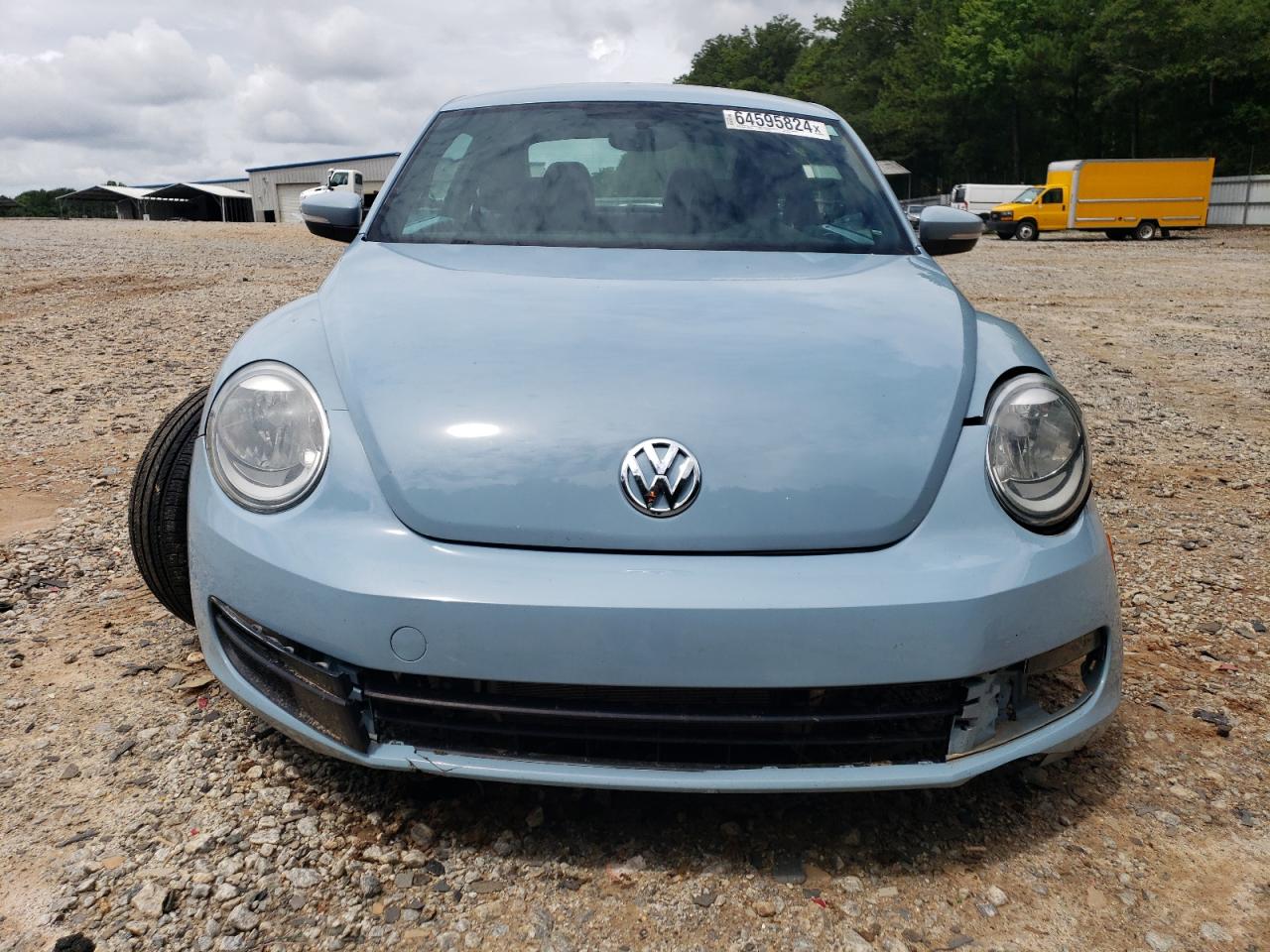 2012 Volkswagen Beetle - Image 5