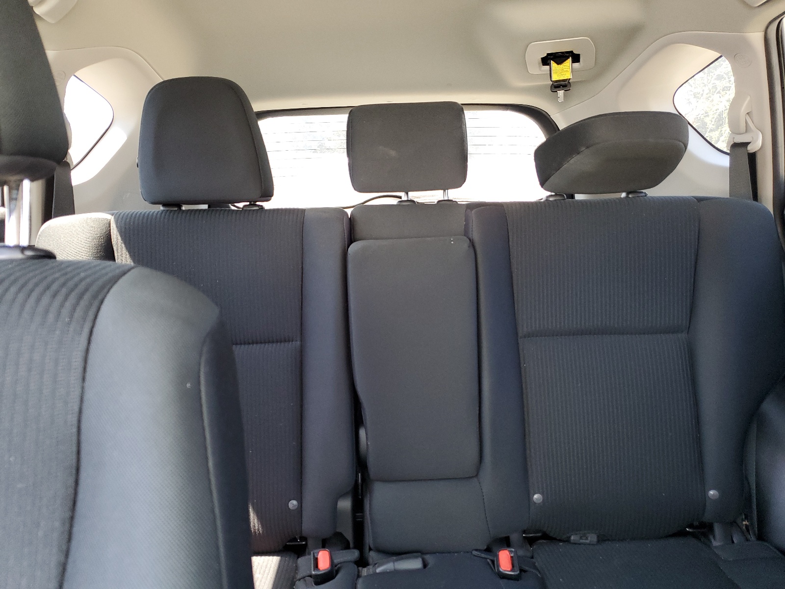 2T3BFREV5JW786732 2018 Toyota Rav4 Le