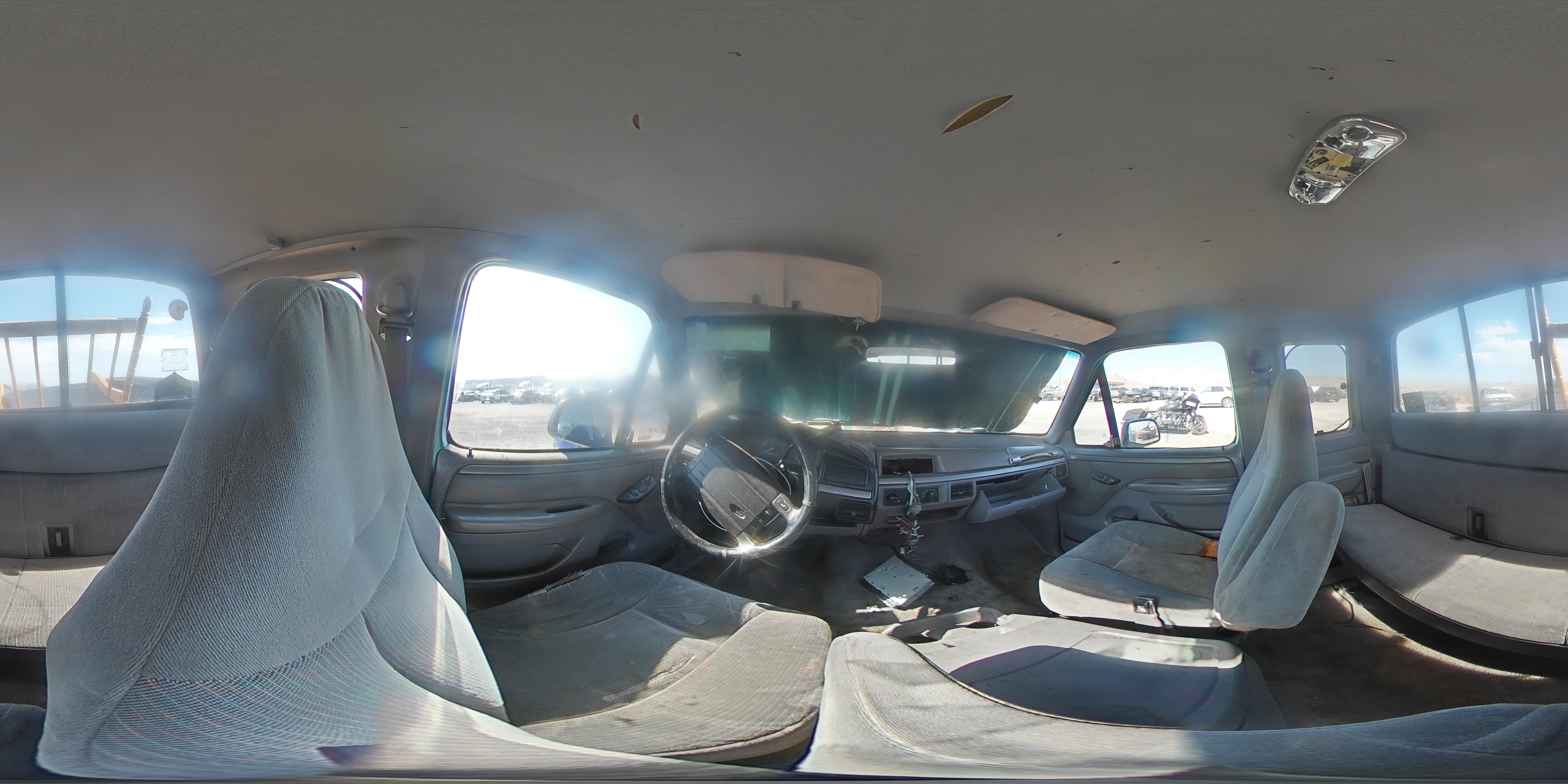 1994 Ford F150 VIN: 1FTEX15H3RKB83689 Lot: 63108504