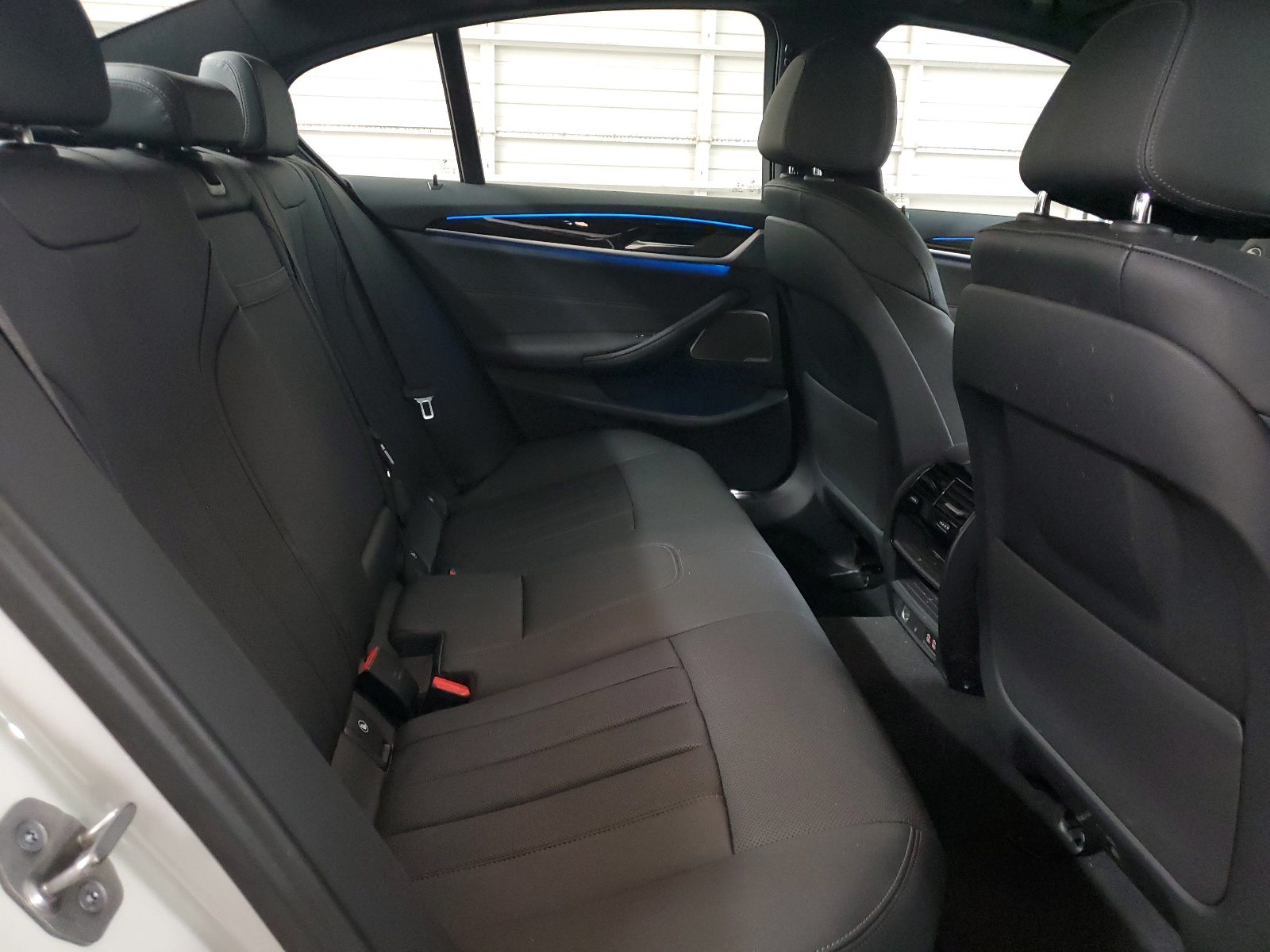 WBA33AG04PCL72379 2023 BMW 530Xe