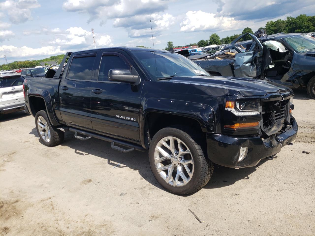 3GCUKREC4JG456924 2018 Chevrolet Silverado K1500 Lt