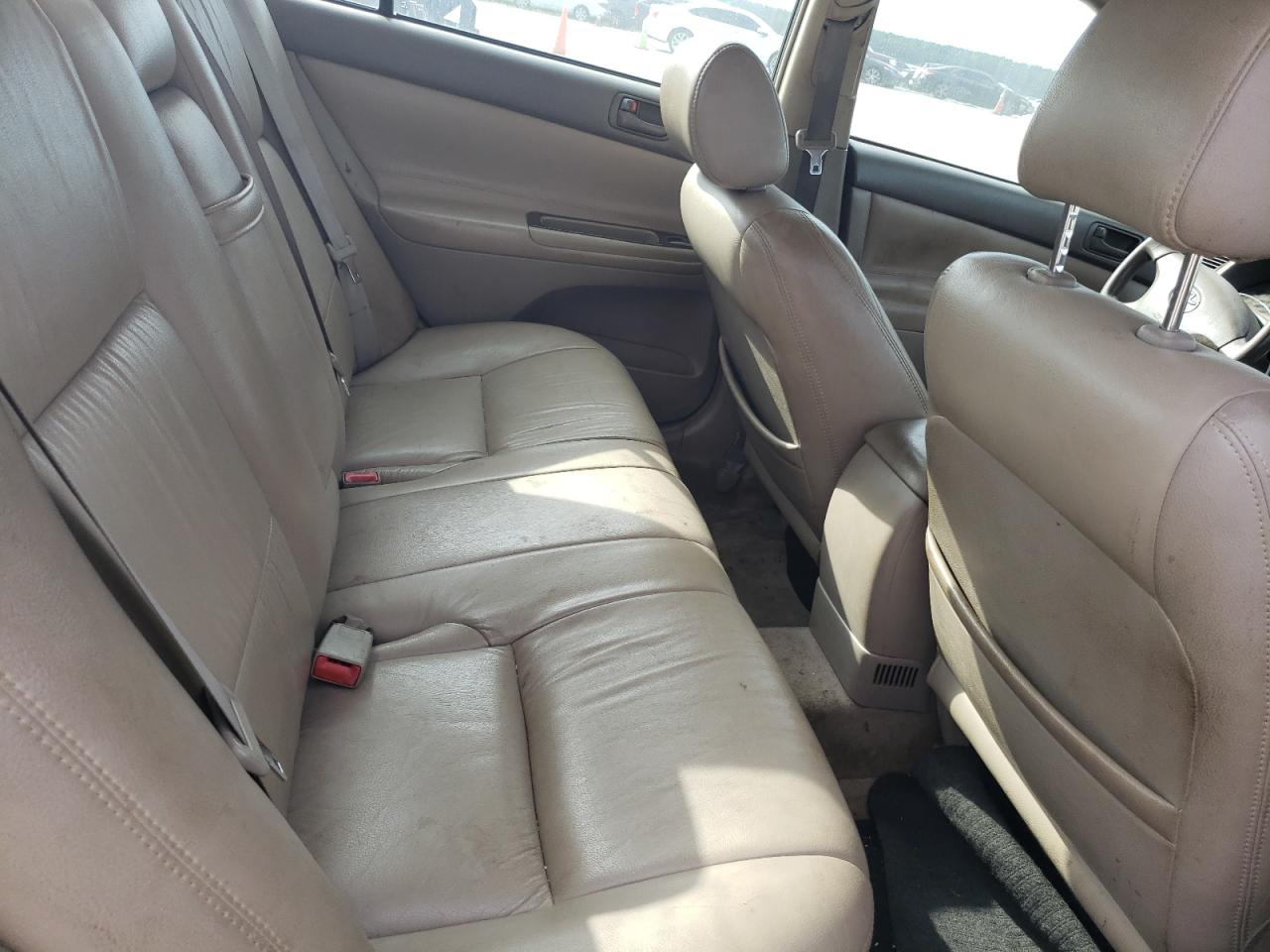 2003 Toyota Camry Le VIN: 4T1BE32K83U225298 Lot: 63111394