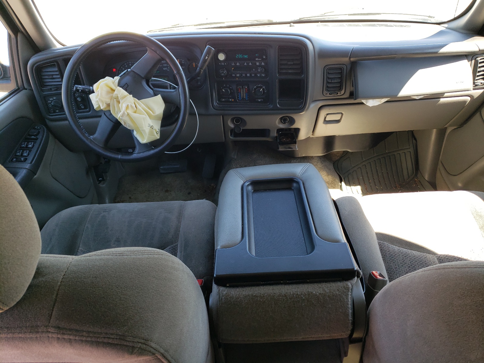 1GNEC13V33J294462 2003 Chevrolet Tahoe C1500