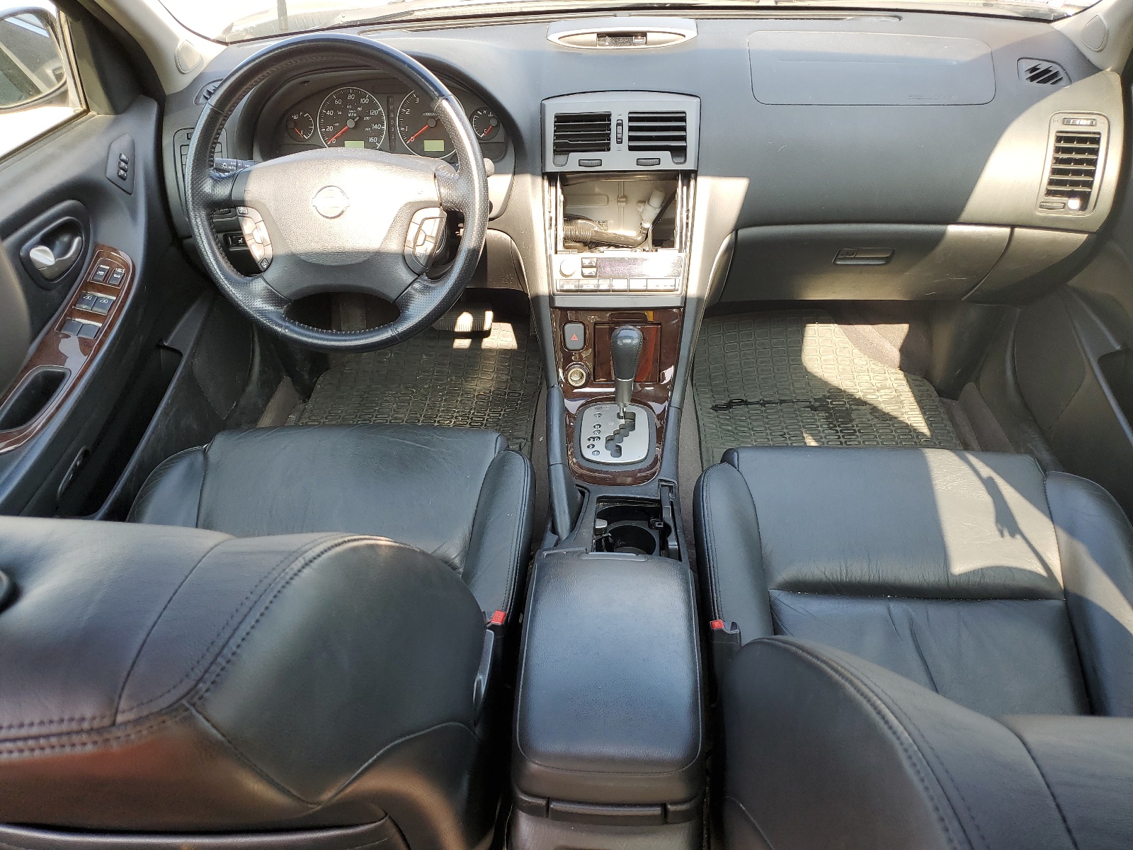 JN1DA31AX3T409930 2003 Nissan Maxima Gle