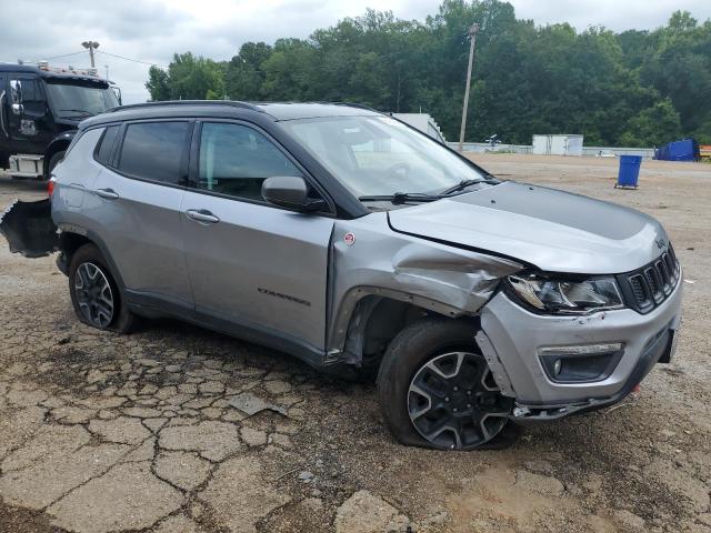  JEEP COMPASS 2019 Srebrny