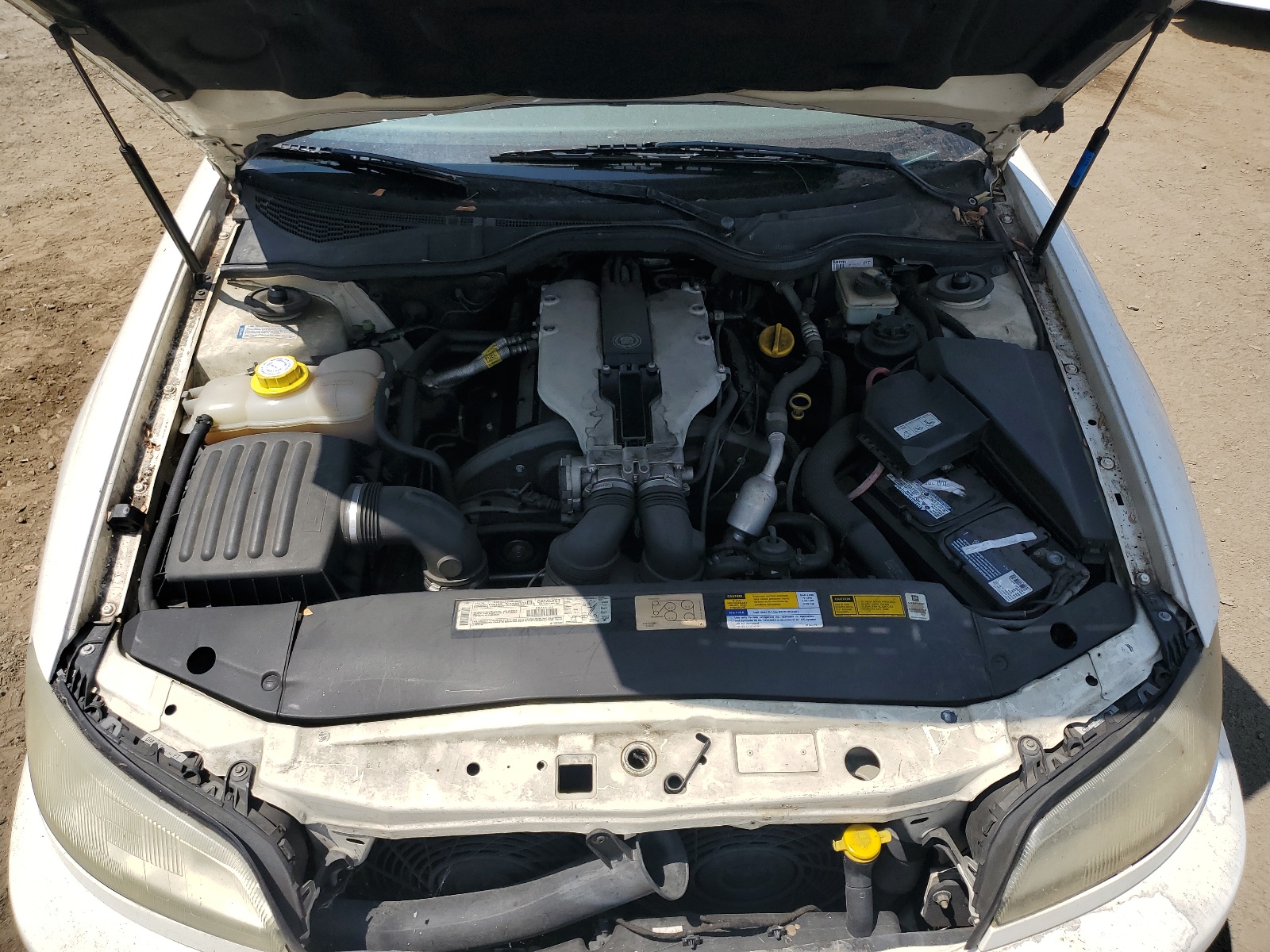 W06VR54R9YR037297 2000 Cadillac Catera