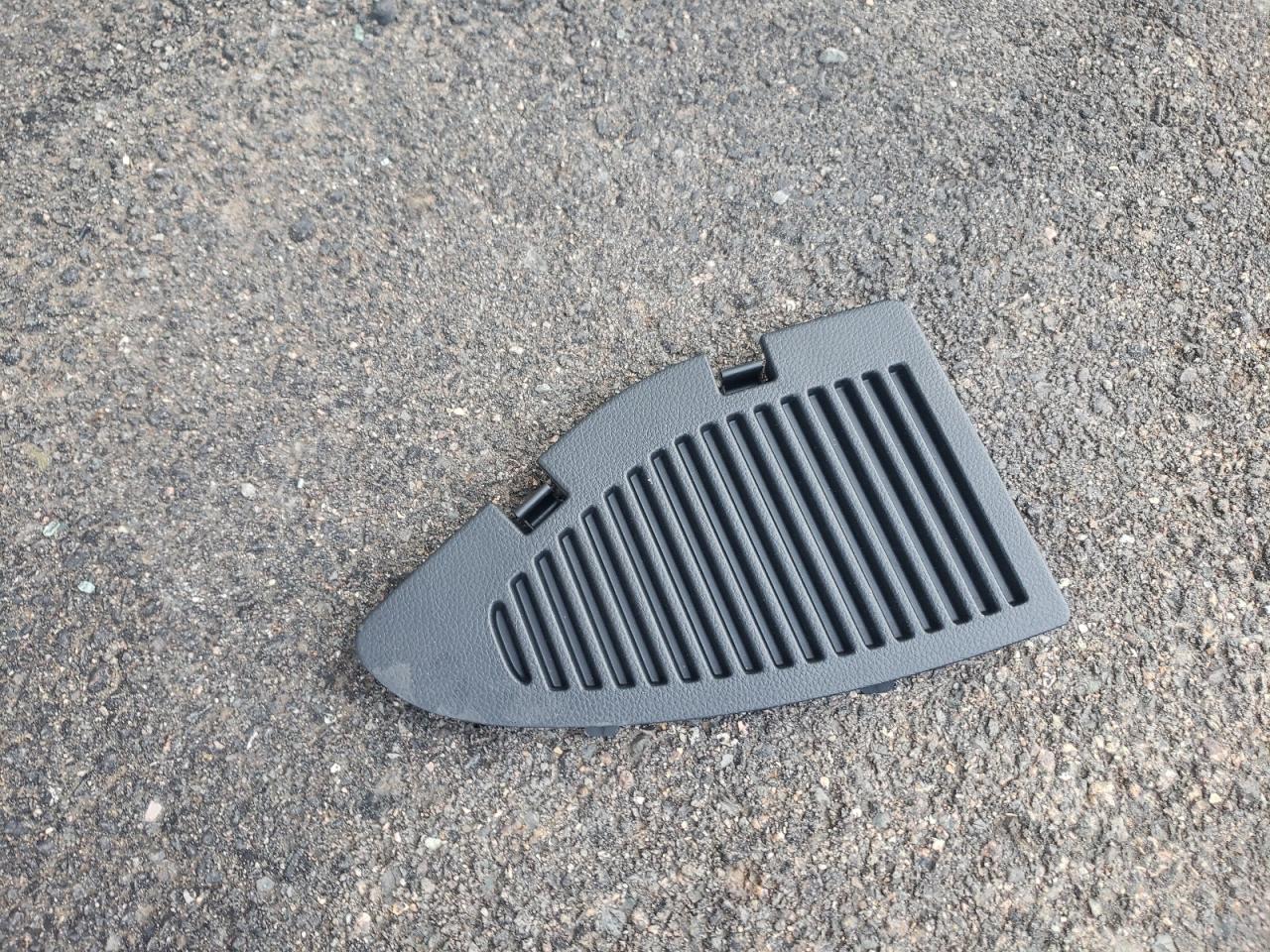 2020 Nissan Rogue S VIN: 5N1AT2MV4LC773808 Lot: 63082034