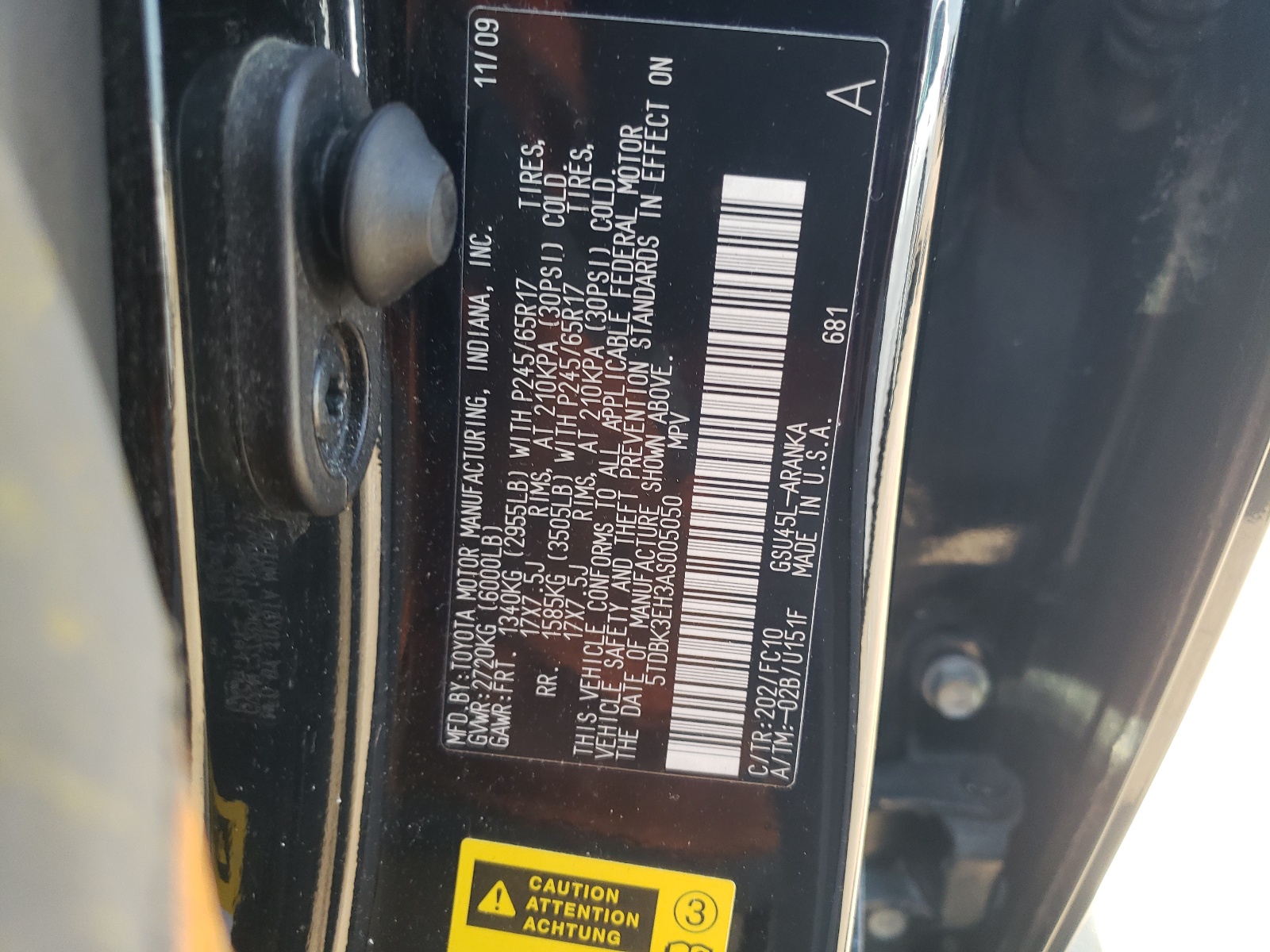 5TDBK3EH3AS005050 2010 Toyota Highlander