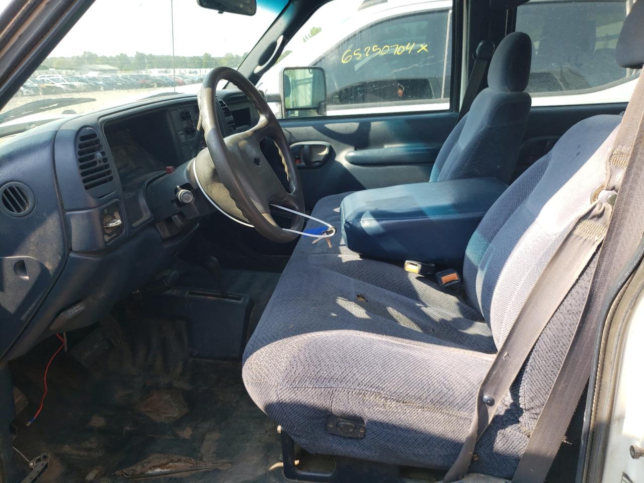 2000 Chevrolet Gmt-400 K3500 VIN: 1GCHK33R0YF500354 Lot: 63822104