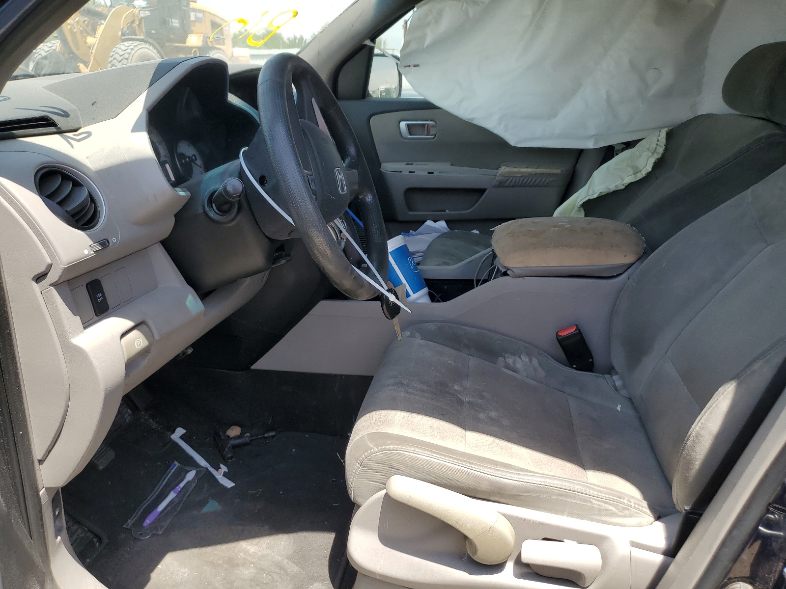 5FNYF3H23BB010972 2011 Honda Pilot Lx