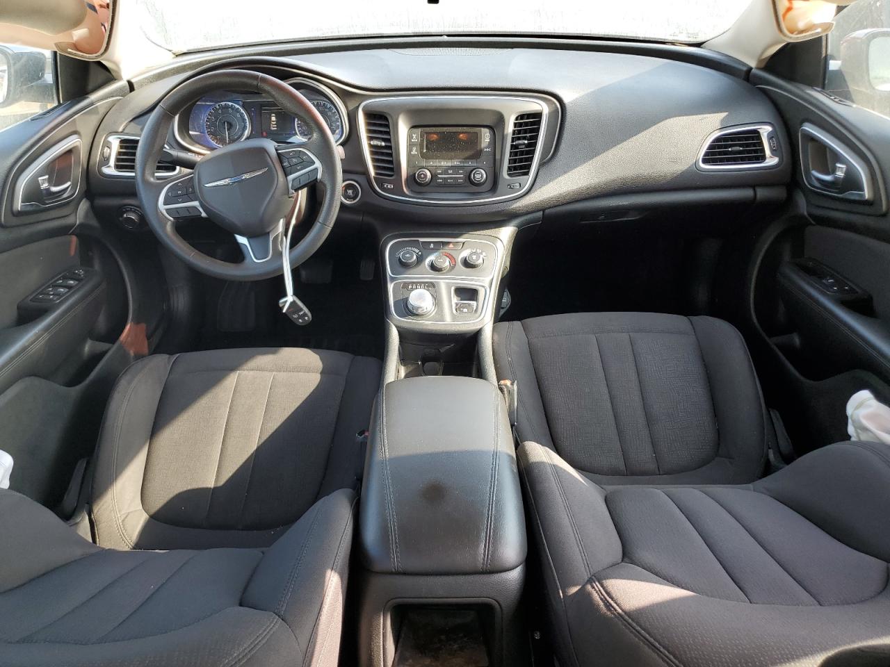 2015 Chrysler 200 Lx VIN: 1C3CCCFB8FN560685 Lot: 52139994