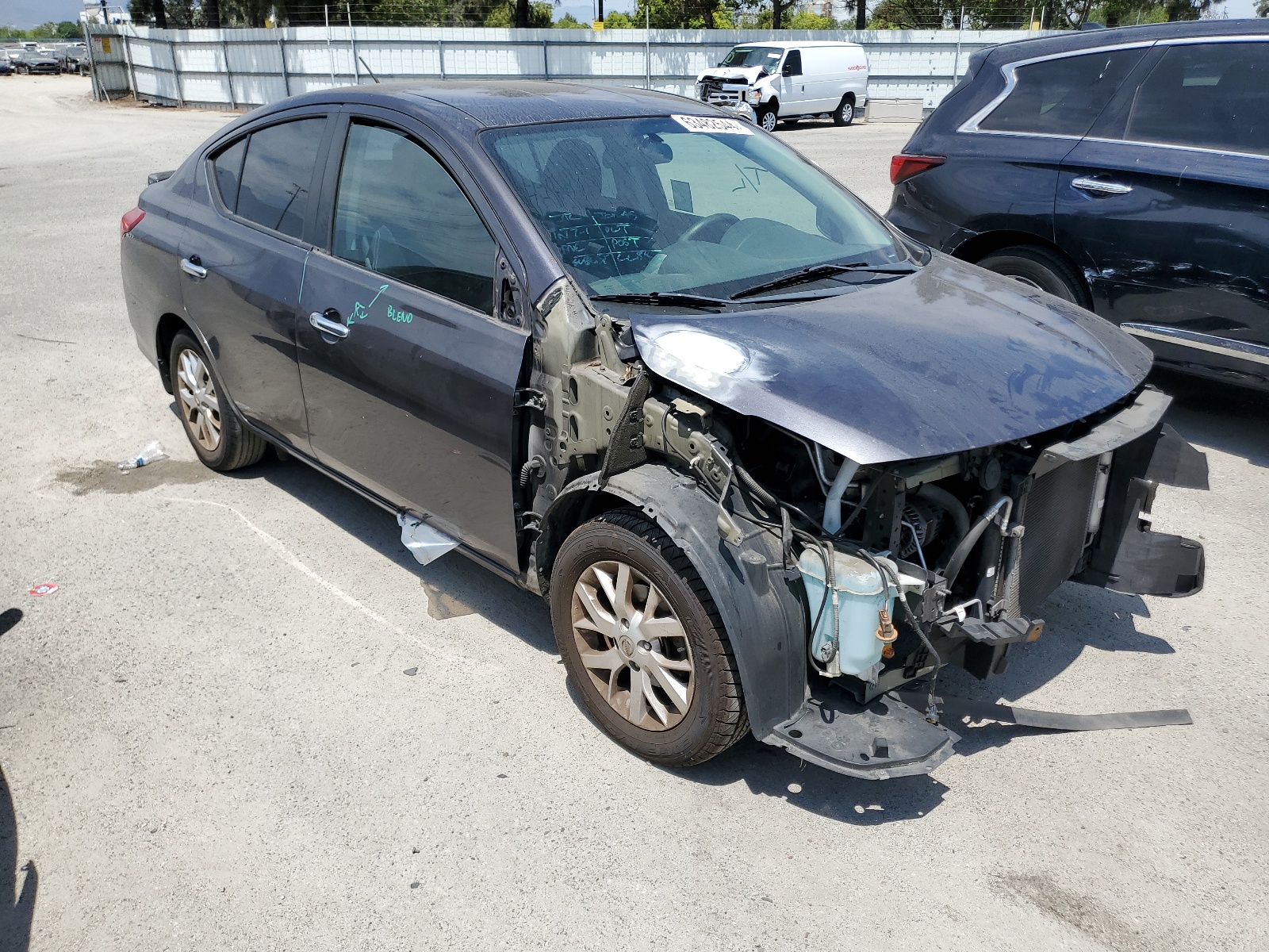 2015 Nissan Versa S vin: 3N1CN7AP1FL808469