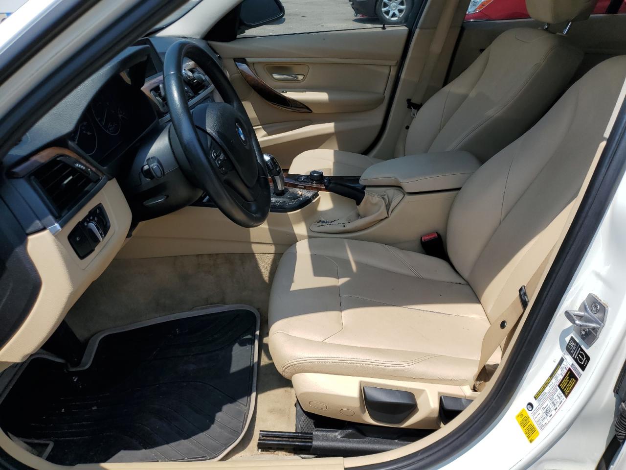 2014 BMW 320 I VIN: WBA3B1C55EP679456 Lot: 63494044