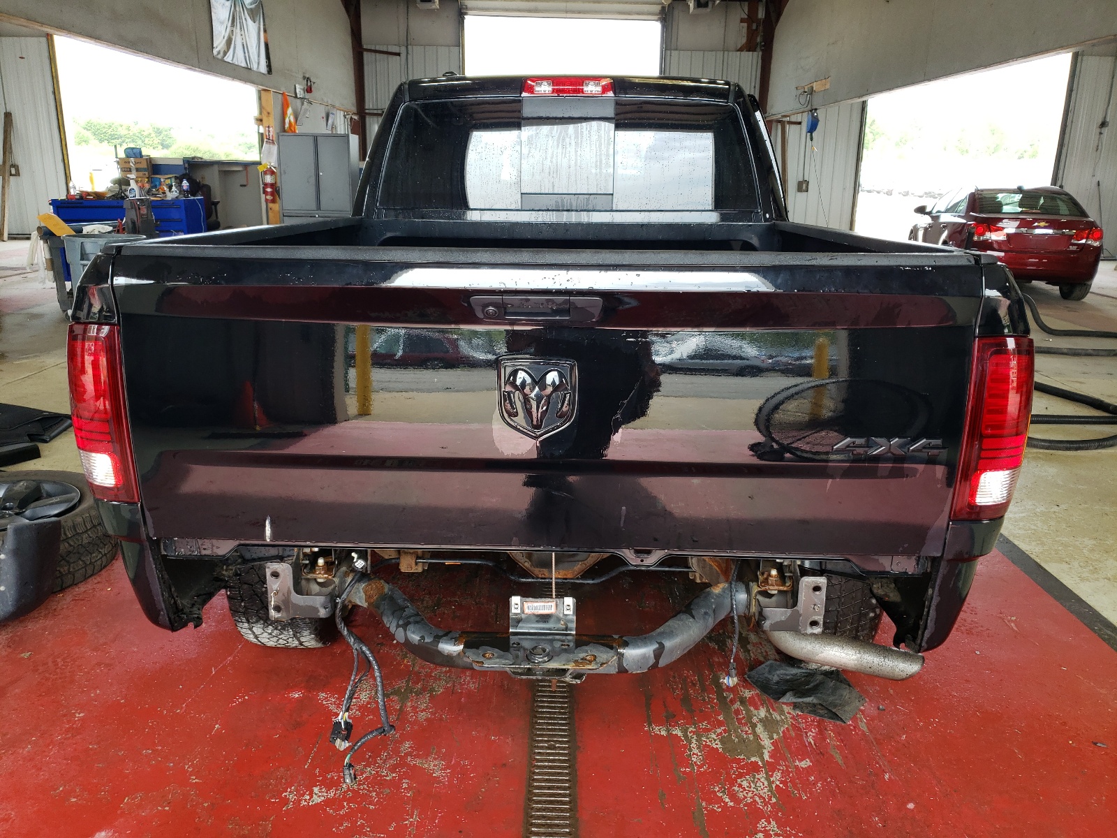 1C6RR7GG3KS670424 2019 Ram 1500 Classic Slt