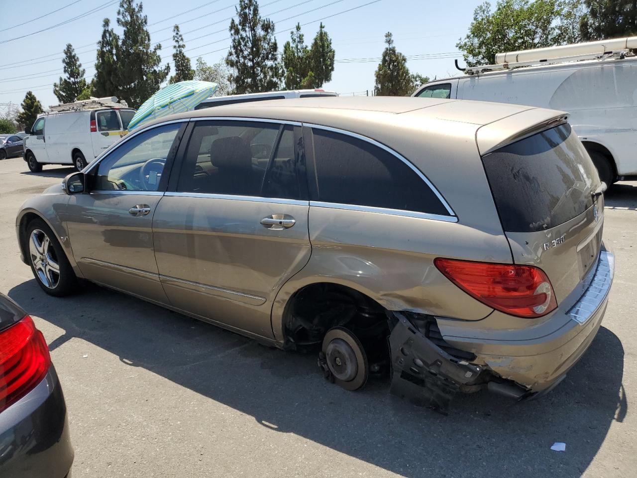 2008 Mercedes-Benz R 350 VIN: 4JGCB56E18A067599 Lot: 63143264