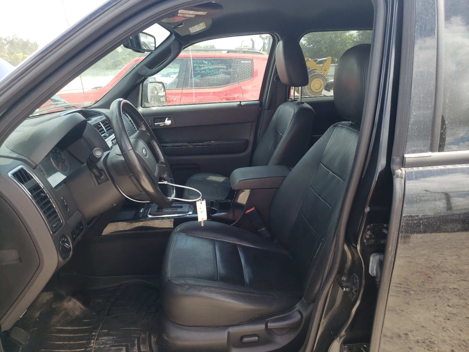 1FMCU0EG1BKC25151 2011 Ford Escape Limited