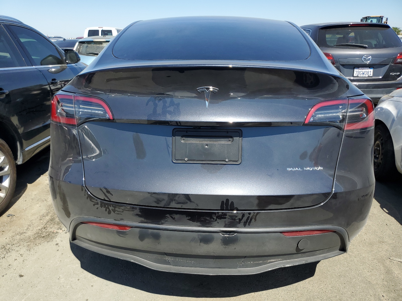 7SAYGDEE3RF080115 2024 Tesla Model Y