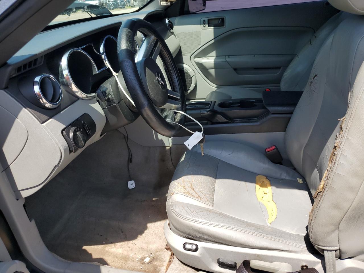 2006 Ford Mustang VIN: 1ZVFT84NX65109015 Lot: 63757824