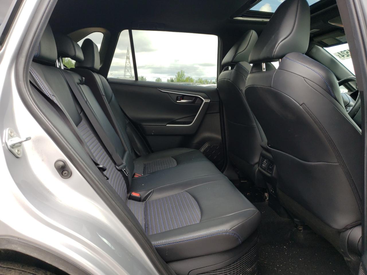 2020 Toyota Rav4 Xle VIN: 2T3RWRFV8LW086543 Lot: 62871524