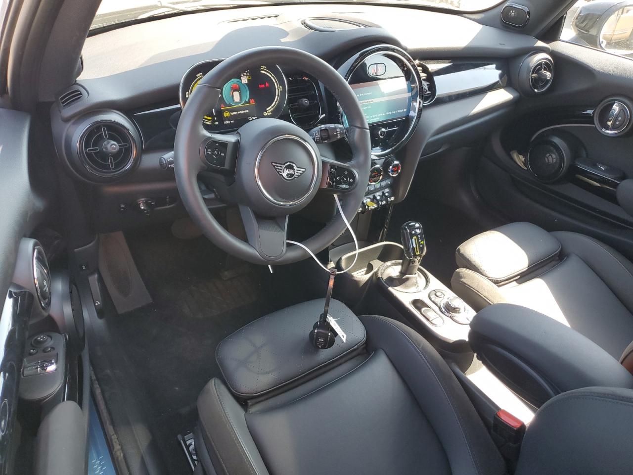 2023 Mini Cooper Se VIN: WMW13DJ0XP2T69798 Lot: 63983544