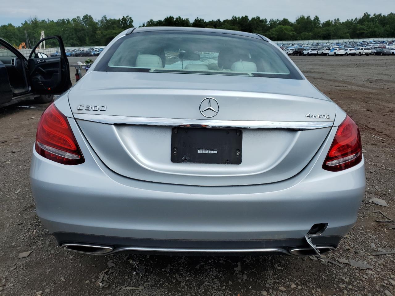 2015 Mercedes-Benz C 300 4Matic VIN: 55SWF4KB2FU019656 Lot: 63509624