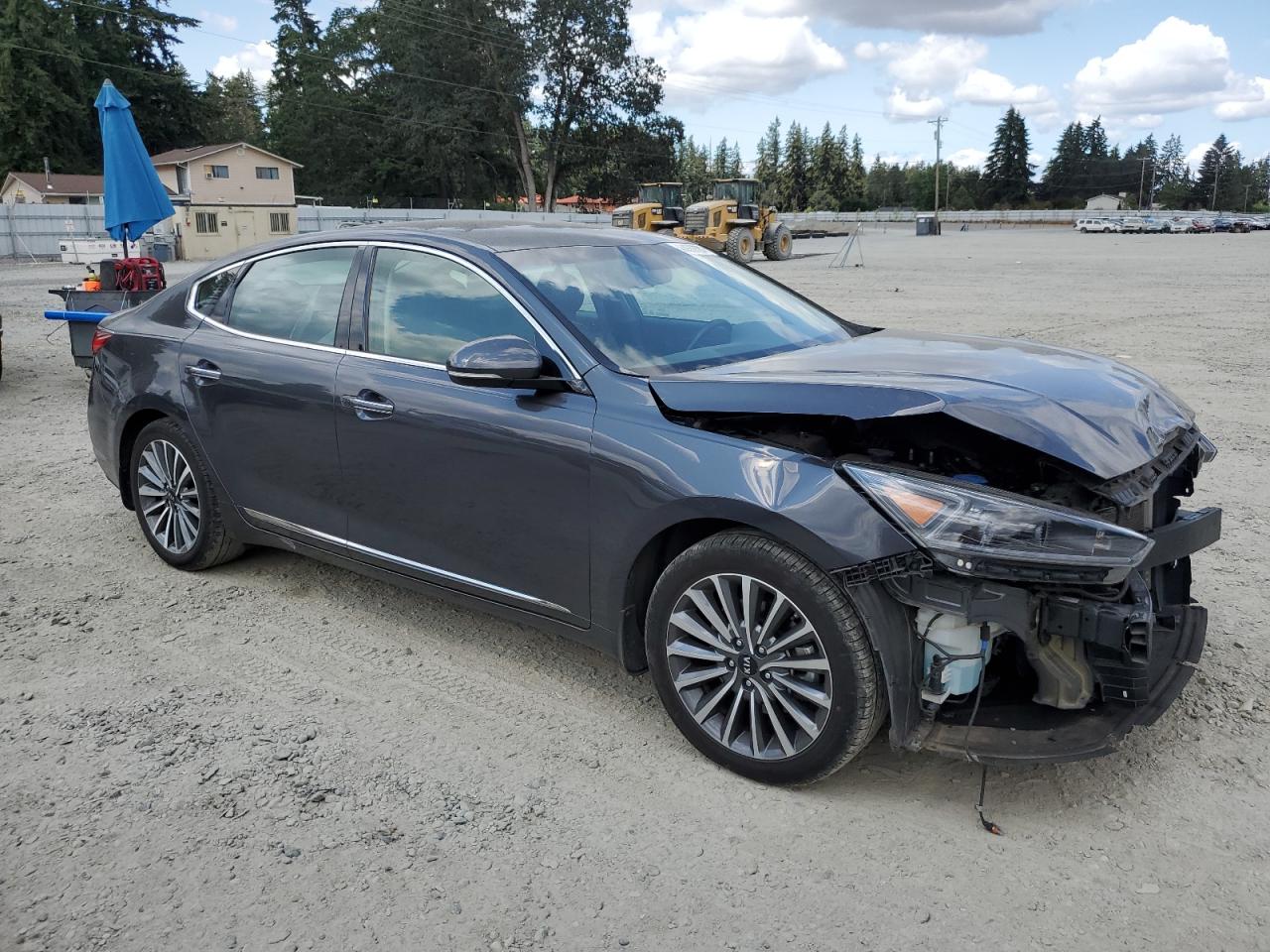 2017 Kia Cadenza Premium VIN: KNALB4J10H5036501 Lot: 64830534