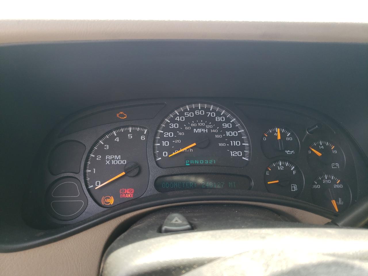 2005 Chevrolet Tahoe C1500 VIN: 1GNEC13T75J167294 Lot: 63874354