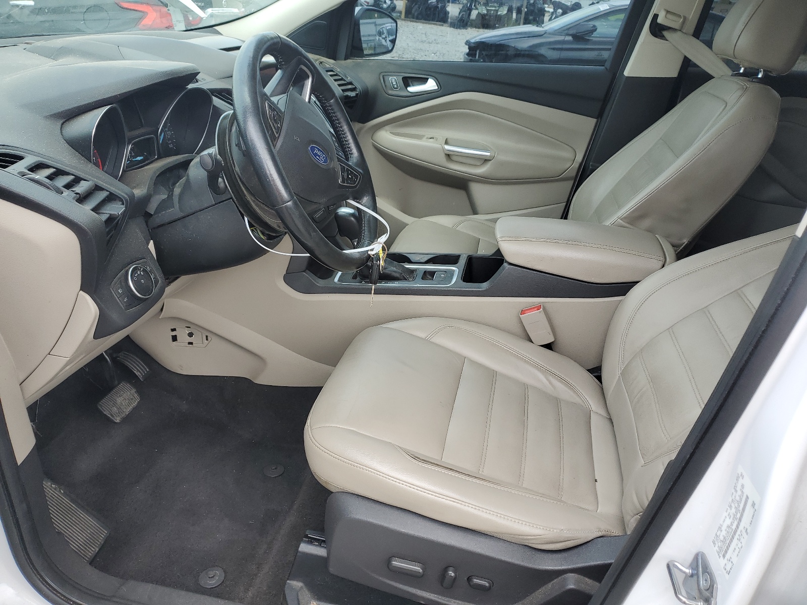 1FMCU0GD7HUE64655 2017 Ford Escape Se