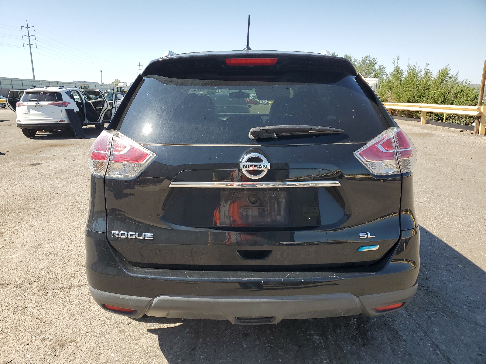 5N1AT2MT8EC817326 2014 Nissan Rogue S