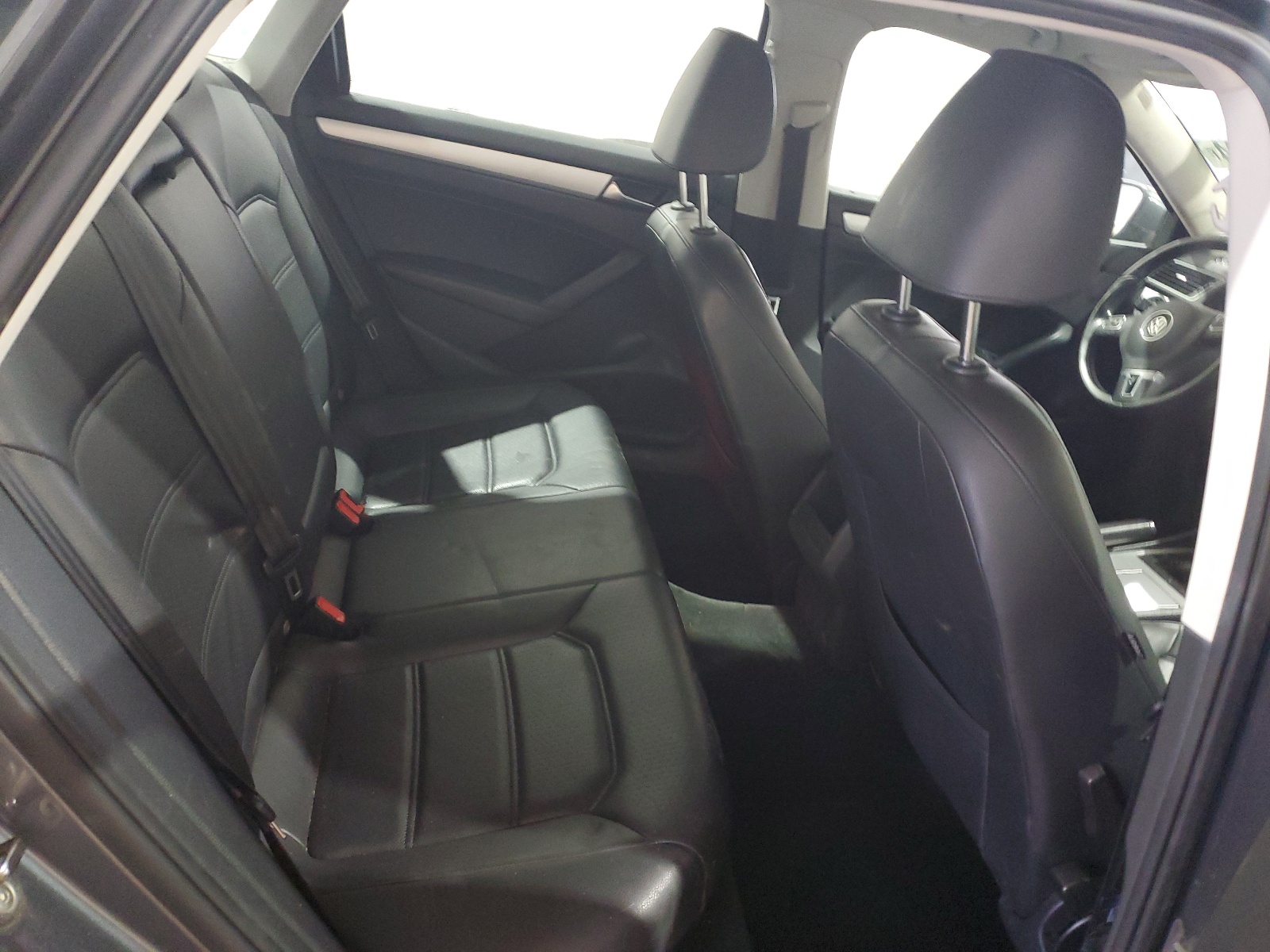 1VWBP7A31CC100999 2012 Volkswagen Passat Se