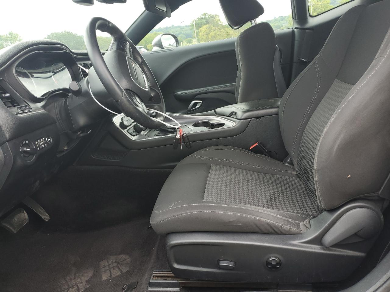 2016 Dodge Challenger Sxt VIN: 2C3CDZAG7GH352553 Lot: 63425674