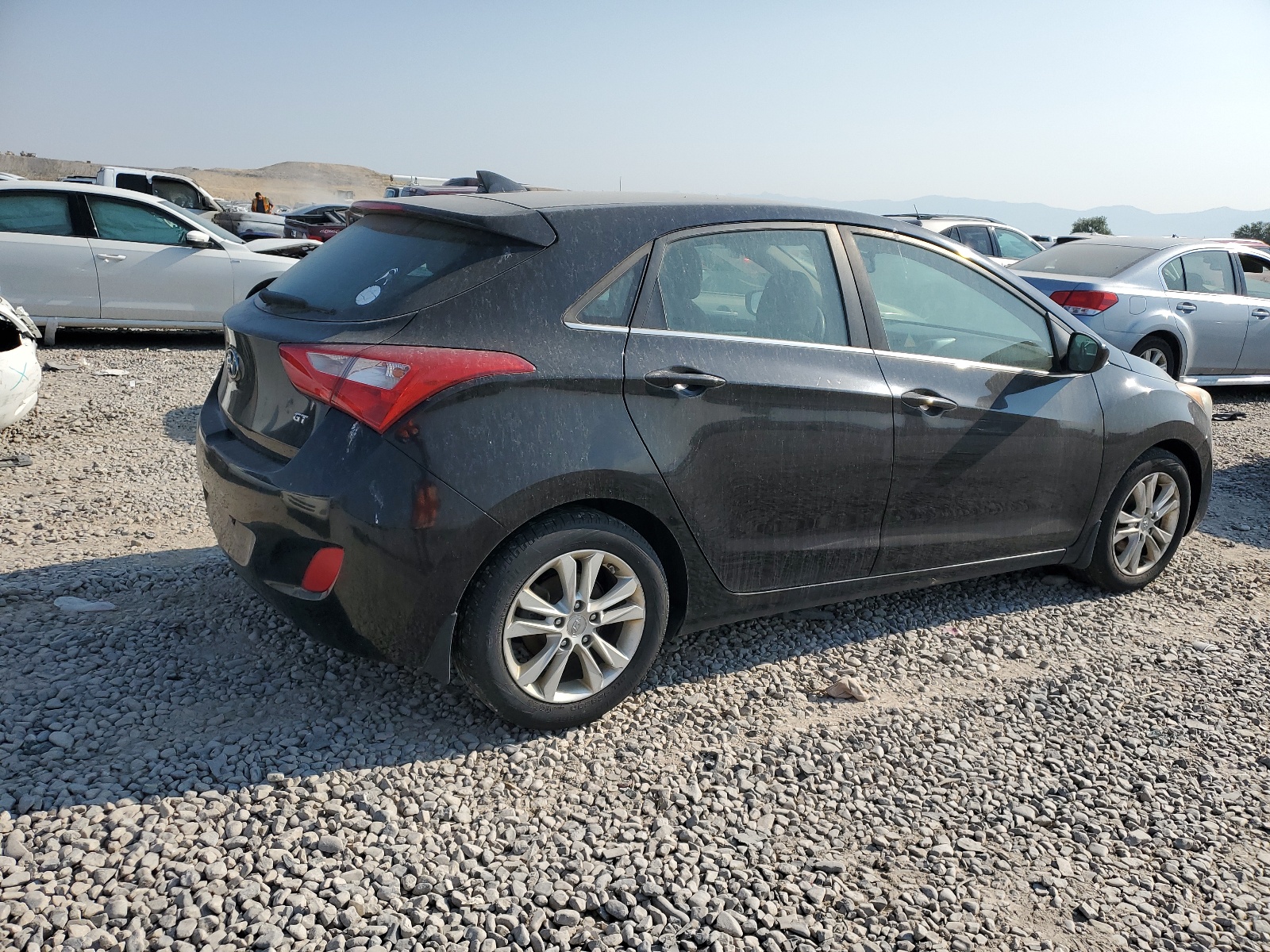 2013 Hyundai Elantra Gt vin: KMHD35LE3DU115232