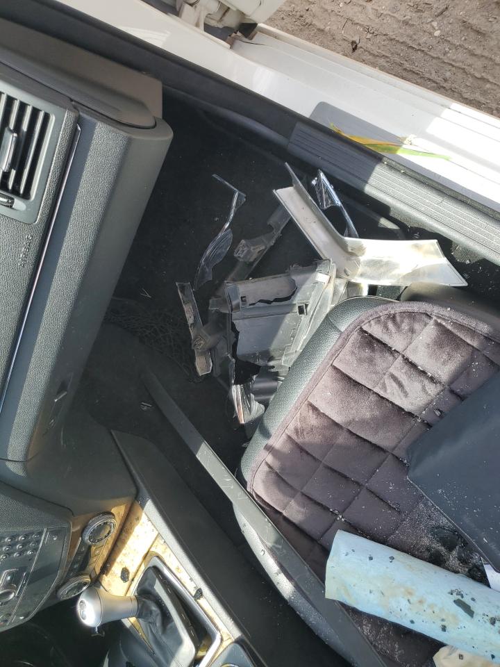 2009 Mercedes-Benz C 350 VIN: WDDGF56X39R063364 Lot: 62733354