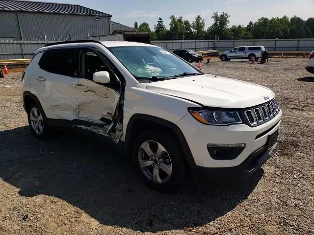 2017 Jeep Compass Latitude VIN: 3C4NJDBBXHT680688 Lot: 63794364