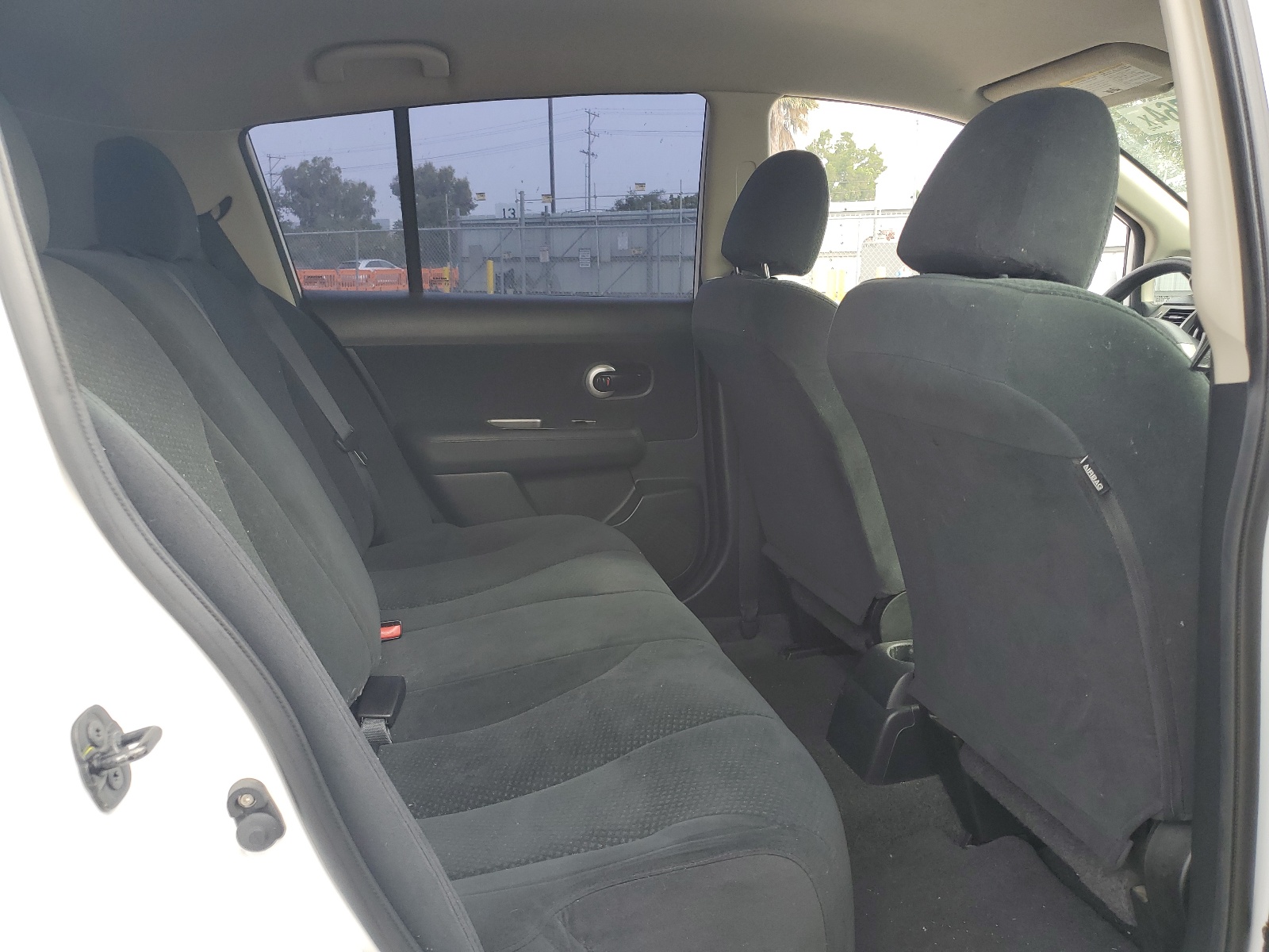 3N1BC1CP8BL508434 2011 Nissan Versa S