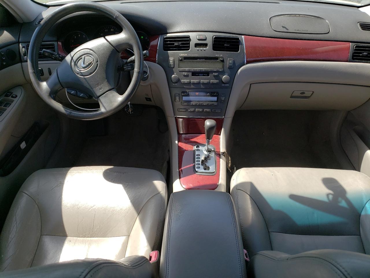 2004 Lexus Es 330 VIN: JTHBA30G945046048 Lot: 64615054