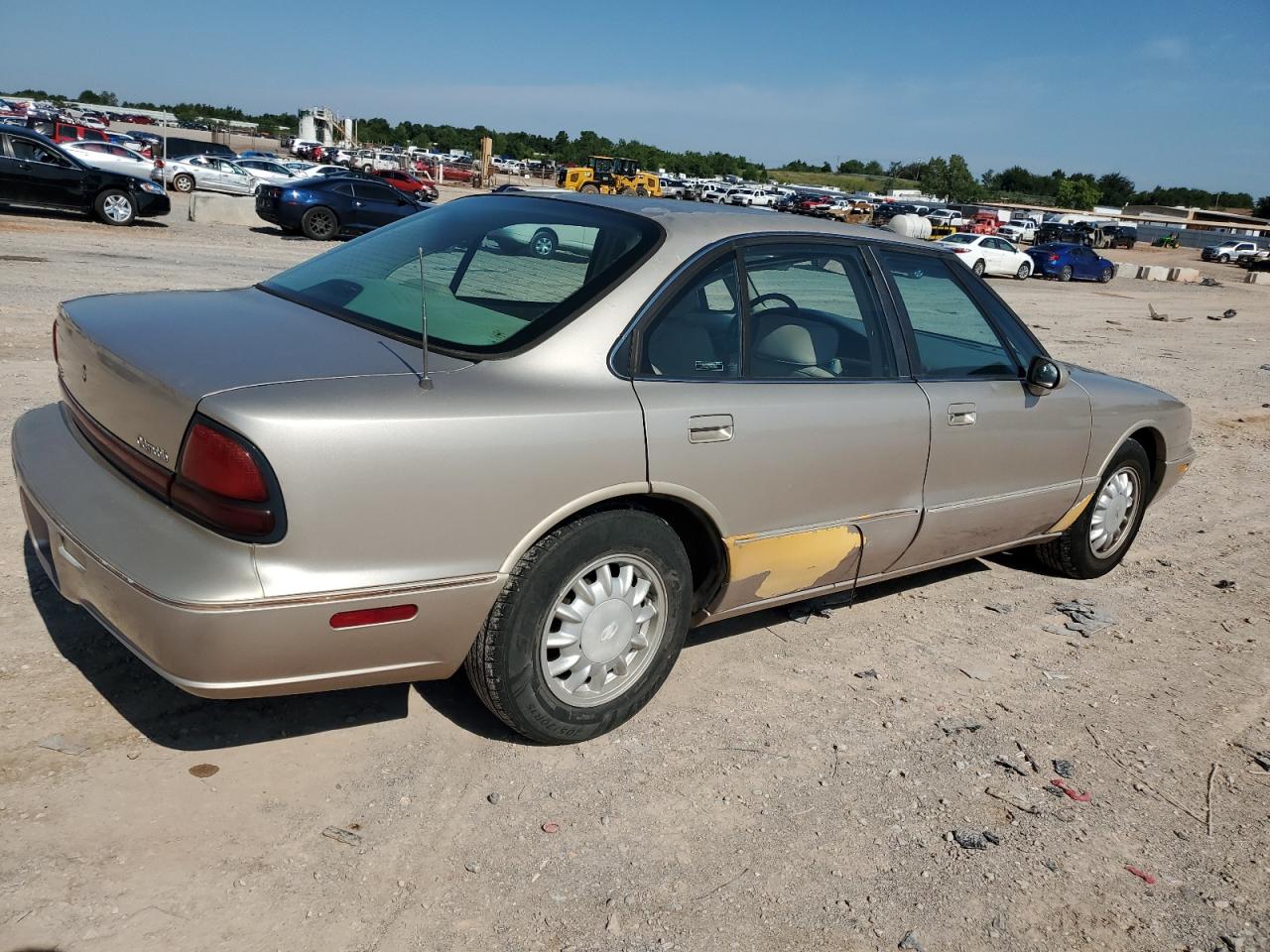 1G3HN52K8X4811113 1999 Oldsmobile 88 Base