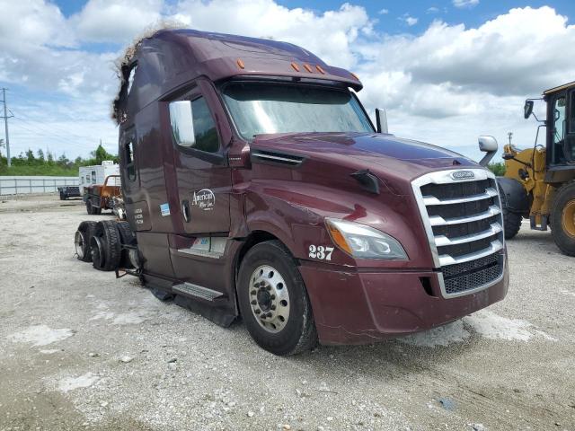 2021 Freightliner Cascadia 126 