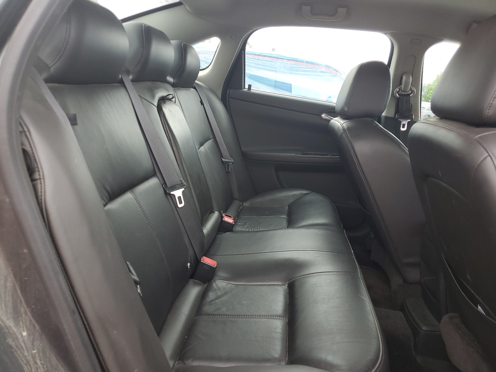 2G1WB5EK9A1186731 2010 Chevrolet Impala Lt