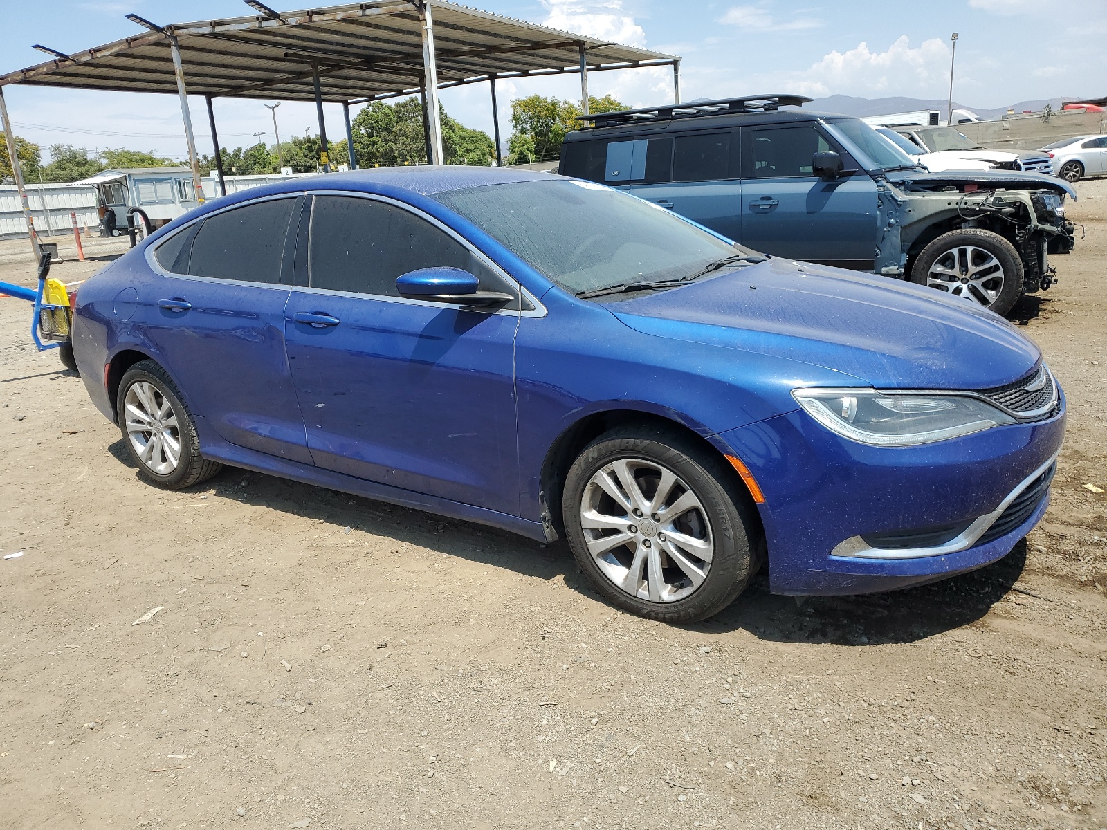 2015 Chrysler 200 Limited vin: 1C3CCCAB0FN606288