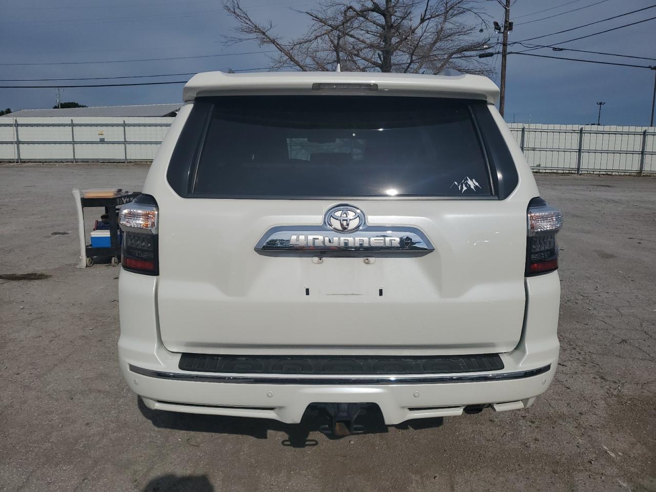 2017 Toyota 4Runner Sr5/Sr5 Premium VIN: JTEBU5JR5H5436408 Lot: 61835734