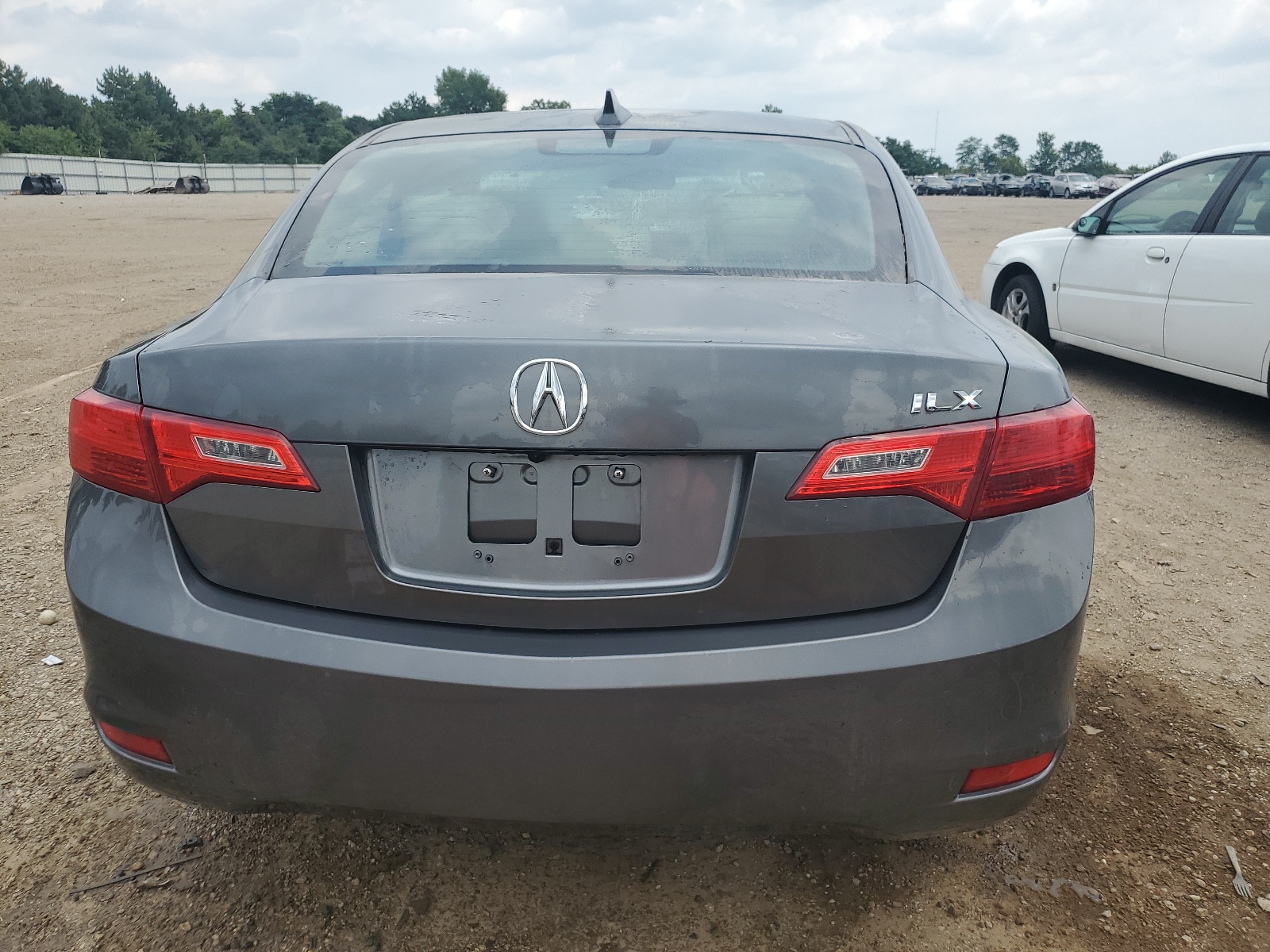 19VDE1F5XDE013517 2013 Acura Ilx 20 Premium