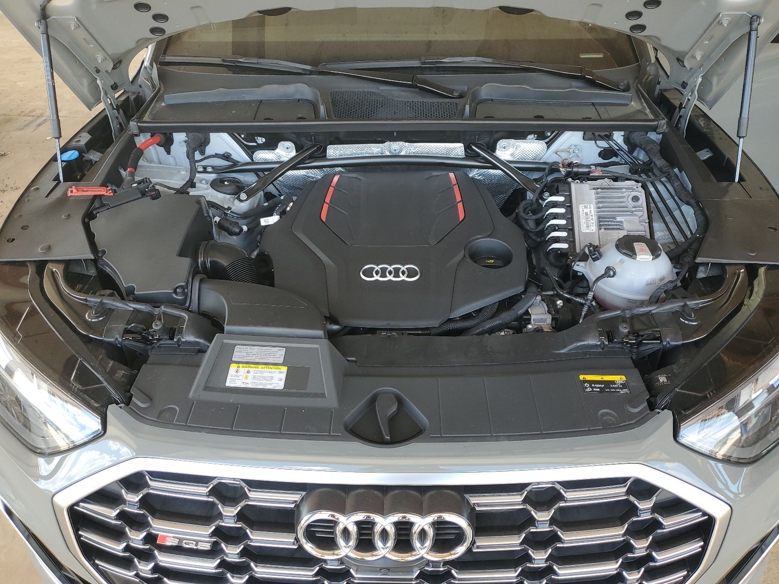 WA1B4AFY3N2117139 2022 Audi Sq5 Premium Plus