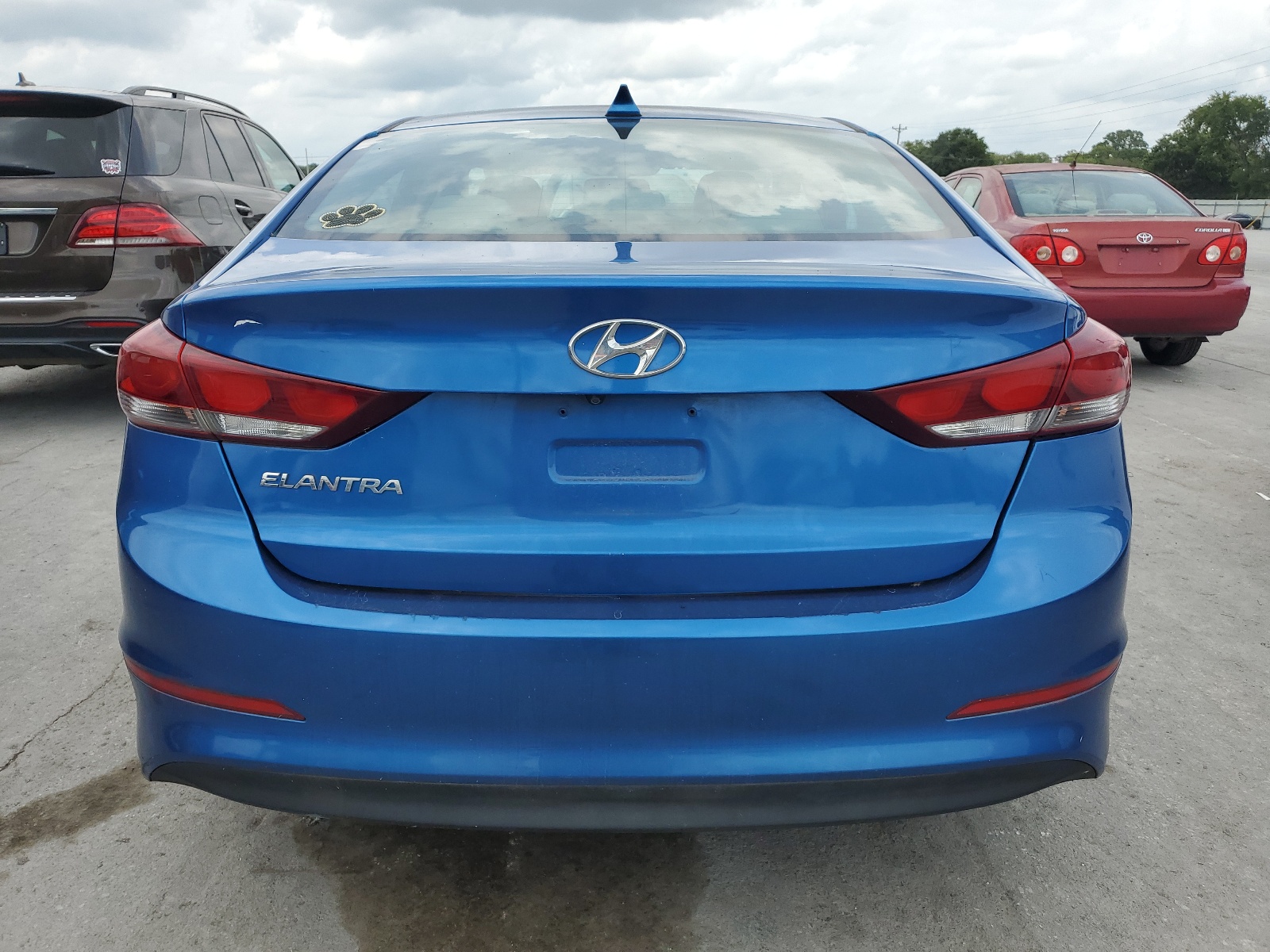 KMHD84LF0HU246550 2017 Hyundai Elantra Se