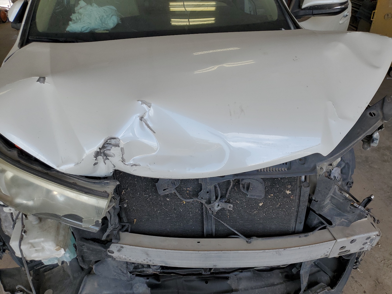 5TDKKRFH3FS046058 2015 Toyota Highlander Xle