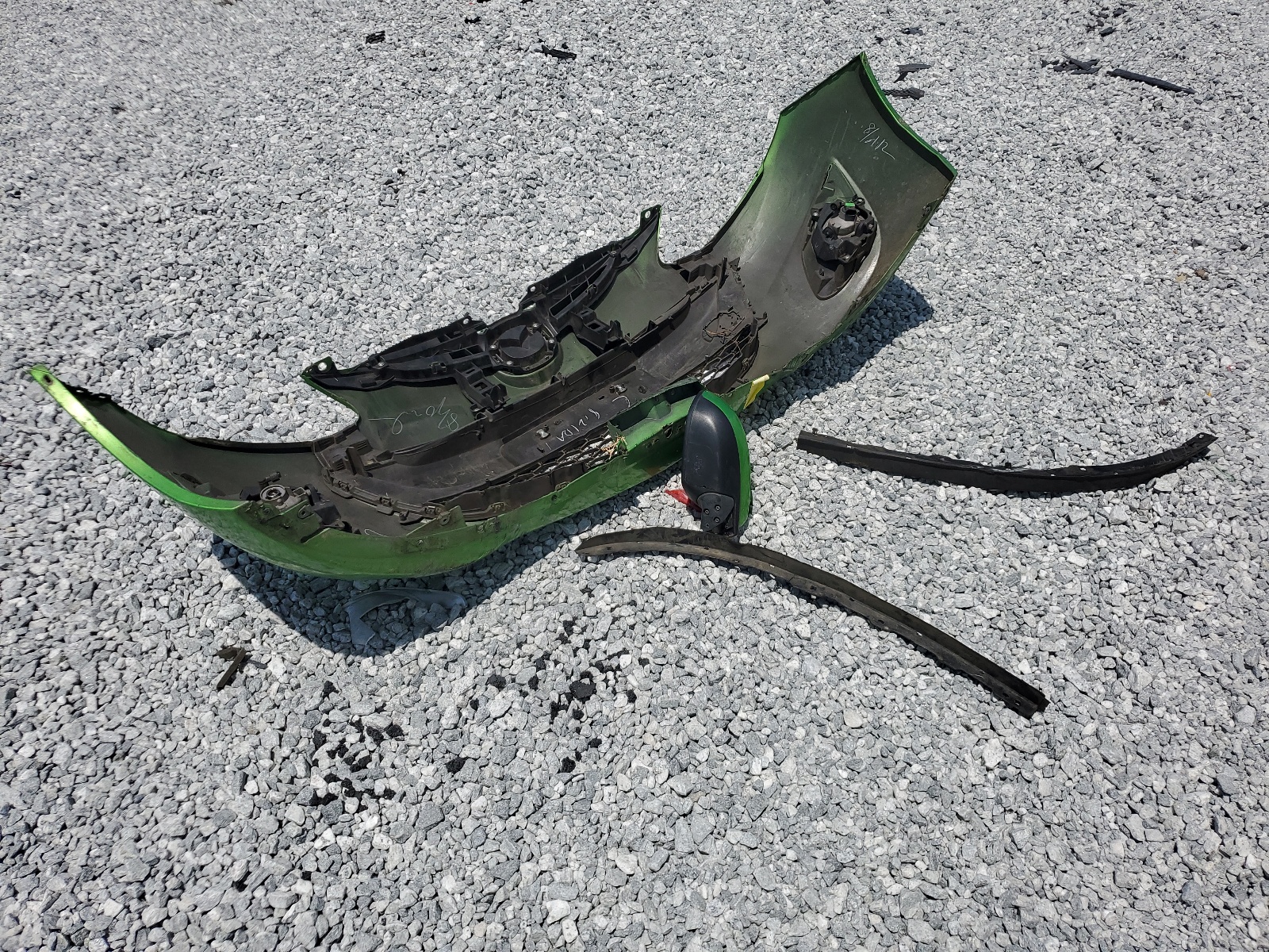 JM1DE1HY5B0130104 2011 Mazda Mazda2