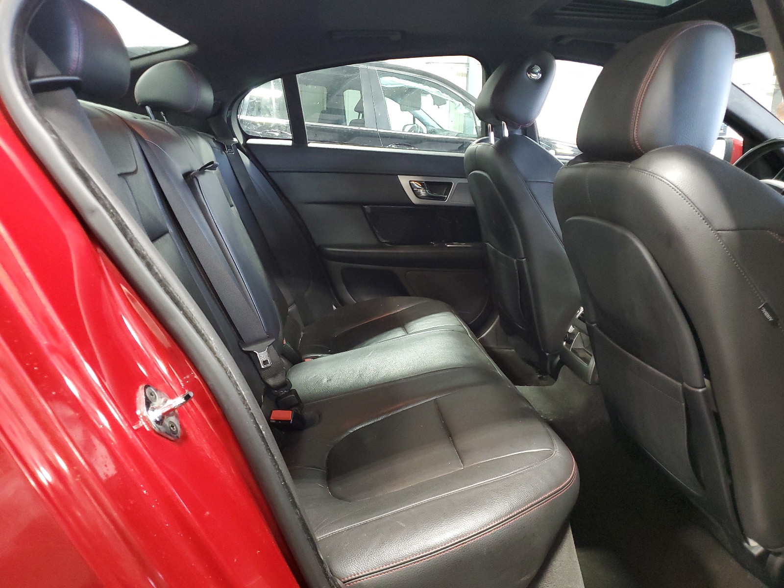 SAJWJ0FF2F8U68875 2015 Jaguar Xf 3.0 Sport Awd