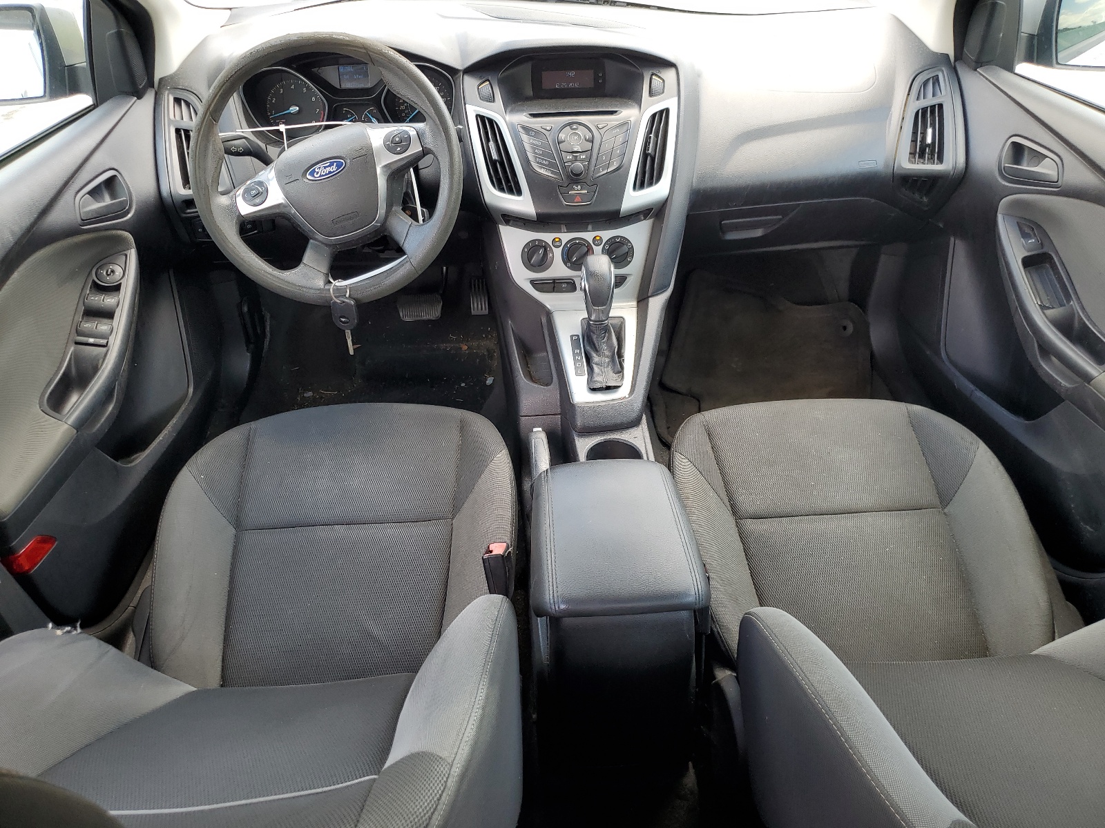 2012 Ford Focus Se vin: 1FAHP3F20CL105820