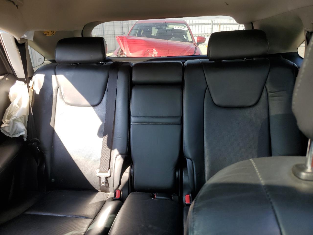 2010 Lexus RX - Image 10